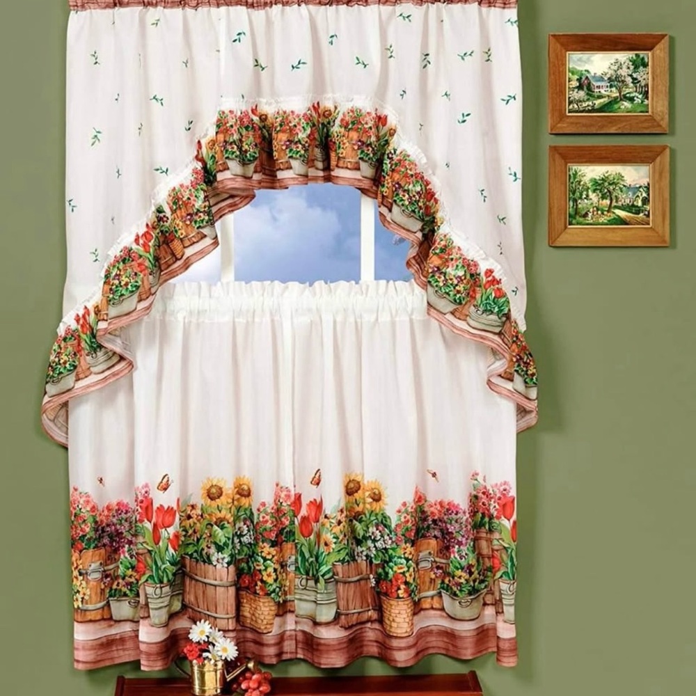 NEW in Package Country Garden Floral Kitchen Swag Curtain Set, 3 piece set